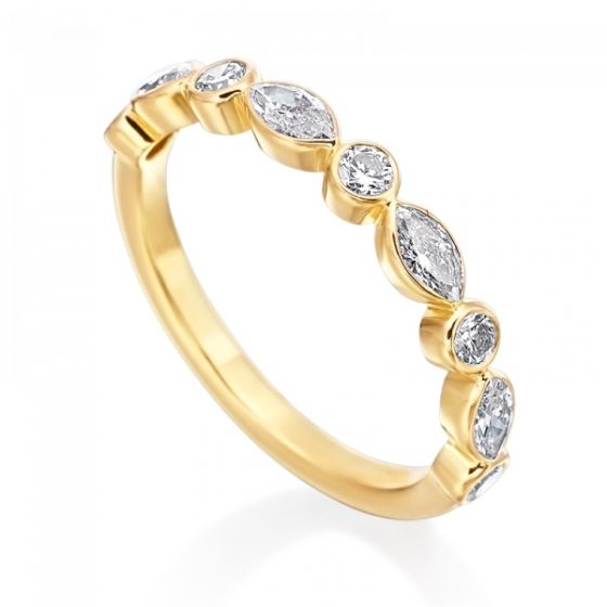 18K Yellow Gold Diamond Band