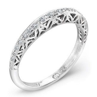 18K Wedding Band